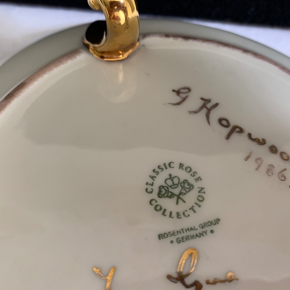 Rosenthal Classic Rose Collection, Footed Plate Bowl - Picture 4 of 5
